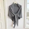 Xale de Tricô Grosso Cor Lisa Estilo Coreano para Mulheres Outono Inverno Macio Grudando Versátil Cachecol Triângulo Grande Simples Aquecedor de Pescoço Peça de Roupa Externa