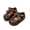 Sapatos de Couro Fofos de Morango para Meninas 2026 Nova Coleção Primavera Sapatos Rasos Infantis de Salto Baixo Sola Macia Mocassins da Moda