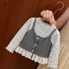 Top Floral de Moda Estilo Coreano para Niñas, Nuevo Otoño 2026, para Bebés, Diseño Súper Lindo de Dos Piezas Falsas