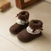 Moda Infantil Dulce Estilo Universitario Felpa Cálida Botas Grandes de Algodón 2025 Invierno Nuevo Suela Suave Engrosada Botas de Nieve Modernas