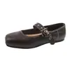 Zapatos Planos Versátiles Bailarinas de Corte Bajo Zapatos de una Sola Pieza Mujer Primavera 2026 Nuevo Estilo Retro Francés Zapatos Mary Jane de Correa Única