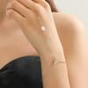 Pulsera clásica de diamantes de amor caliente de Amazon personalidad tendencia de moda perla de agua dulce cadena trasera damas