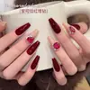 Arte de Uñas Rojo Ancla con Pedrería Producto Terminado Año Nuevo Rojo Súper Brillante Forma de Hacha Grande Grueso Ovalado Corazón Torcido Decoraciones de Uñas con Pedrería