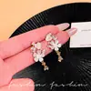Brincos de Flor com Franja de Diamantes Espumantes Estilo Francês para Mulheres, Brincos de Tarraxa de Luxo Leve, Brincos de Temperamento Elegante, Brincos de Atmosfera Aristocrática