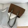 Nova Bolsa Tote Estilo Coreano para o Dia a Dia com Múltiplos Compartimentos Retro Nicho Grande Capacidade Moda Transfronteiriça Bolsa de Ombro para Mulheres