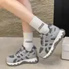 Zapatos tipo "dad shoes" de malla de cuero sintético estilo europeo, suela gruesa, punta redonda, lindos y peculiares para mujer, nueva colección otoño 2026, zapatillas casuales cómodas y versátiles
