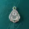 Collar para mujer con colgante bañado en plata con figura de Buda de calcedonia blanco hielo, diseños de hoja y calabaza, ágata y jade de Maitreya