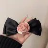 Pasador de Flor Rosa Japonés y Coreano Estilo Francés Retro Clip de Resorte para la Parte Posterior de la Cabeza Clip para el Flequillo Lateral Tira para la Cabeza de Rosa