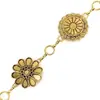 Moda Europeia e Americana Feminina Corrente de Cintura de Metal Versátil Prata Flor de Pinheiro Esculpida Pedra Incrustada Faixa de Cintura Estilo Étnico Retro Embossado