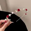 Faixa de Cabeça Outono e Inverno para Mulheres, Faixa de Cabeça Pérola Retrô Francesa Flor Rosa, Design de Nicho, Luxo Leve, Coroa Alta