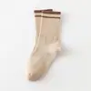 Meias Femininas Mais Vendidas no Xiaohongshu para Primavera e Outono, Meias Longas Femininas Lisas de Cano Médio, Meias de Inverno Respiráveis, Absorventes de Suor e Resistentes a Odores, Meias Largas