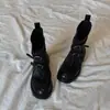 2026 Novo Modelo Fivela de Cinto Salto Bloco Confortável Nicho Moda Botas Curtas Estilo Britânico Retrô Bico Redondo Moda Botas