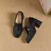 Sapatos de salto alto silenciosos de 7 cm, mocassins retrô de salto grosso, sapatos de salto único para o trabalho, sapatos de couro camélia preta, sapatos Mary Jane