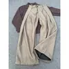 Pantalones plisados de corte limpio, estilo "old money" color marrón grisáceo, de línea A, con curva, pantalones casuales rectos de alta gama para hombre