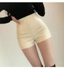 Pantalones Cortos de Piel Sintética para Mujer, Otoño e Invierno 2025 Nuevo Estilo Coreano de Cintura Alta Ajustados de Tres Puntos, Pantalones Cortos Casuales Ajustados a la Cadera para Botas
