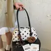 Bolso Boston retro de lunares de moda para el hombro de mujer, bolso de mano versátil simple multicolor para el día a día