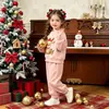 Nuevo conjunto de primavera y otoño para niñas, conjunto de dos piezas de sudadera navideña y pantalones jogger, ropa de otoño elegante para niñas, venta al por mayor de ropa infantil