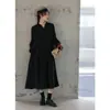 Nuevo Vestido Negro Artístico de Algodón y Lino Otoño 2026, Cuello en V, Estilo Retro, Corte Holgado, Adelgazante, Vestido Largo con Dobladillo Acampanado