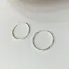 Brincos de argola redondos lisos estilo europeu e americano novos brincos femininos brinco de temperamento brincos geométricos pequenos tubos redondos lisos argolas grandes lisas