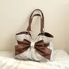 Bolso Retro de Lunares para Mujer 2026 Estilo Nuevo Lazo Bolso de Hombro Único para Debajo del Brazo Gran Capacidad Elegante Bolso de Mano para Viaje