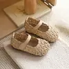 Sandálias de Verão Infantis 2026 Sapatos de Princesa Trançados para Meninas Sapatos de Praia para Meninas Sandálias Vazadas Novo Estilo Sapatos Romanos Modernos