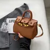 Bolsa de mão grande e moderna para mulheres, novo modelo de verão 2026, simples e estilosa, alta qualidade, bolsa tote de nicho, bolsa transversal