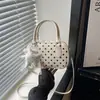 Bolso de Lunares Estilo Coreano 2026 Verano Nuevo Dulce y Fresco Bolso Cuadrado Pequeño de Gama Alta Bolso de Hombro Cruzado de Moda