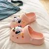 Zuecos de EVA de Venta Caliente para Exteriores que Aumentan la Altura para la Temporada de Regreso a Clases, Sandalias Cerradas Elegantes y Modernas para Playa, Antideslizantes y Transpirables para Mujer