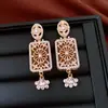 Brincos Pendentes Quadrados com Diamantes Incrustados em Agulha de Prata, Brincos Estilo Corte Retrô Europeu e Americano, Acessórios de Orelha de Luxo Leve de Nicho