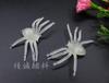 Aranha de plástico preto/luminosa transfronteiriça Acessórios de travessura de Halloween Teia decorativa DIY Aranha 4,5*3CM