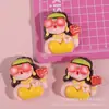 Hermana Rica de Dibujos Animados Hermosa Rica DIY Accesorios de Resina Pegamento de Crema Pasador Llavero Imán para Nevera Material por Lote