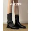Botas de mujer, botas ajustadas estilo coreano, botines para mujer, tacón grueso, punta cuadrada, estilo Chelsea retro británico, nuevo tejido negro minimalista elegante