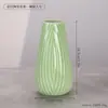 Jarrón Cerámico de Rayas Verticales Sencillo Estilo ins Adorno para Arreglo Floral de Sala de Estar Escritorio Nórdico de Lujo Ligero Jarrón Decorativo para Flores Secas