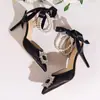 Sandalias de Tacón Alto Cerradas con Pedrería, Estilo Europeo y Americano, Talla Grande para Mujer, con Tacones Finos, Hebilla Cuadrada, Punta Hueca y Decoraciones de Perlas, Zapatos de Moda