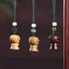Muñeca Auspiciosa Fuwa Pequeña Colgante para Teléfono Móvil Colgante Creativo Accesorios Colgantes Llavero Regalo Artesanía de Talla en Madera