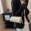 Bolsa de ombro nova para Primavera e Verão bolsa cilíndrica casual versátil 2023 bolsa de cintura transversal de ombro largo bolsa feminina simples atacado transfronteiriço