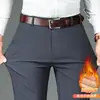 Bestseller transfronteiriço: Calças casuais masculinas espessadas com forro de fleece de modal, corte reto e solto, calças sociais para homens de meia-idade, outono e inverno
