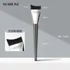 Nuevo pincel para base de maquillaje de media luna ultradelgado adaptable no absorbe el polvo cola de pez biselado cabeza plana corrector de mascarilla base líquida pincel de maquillaje