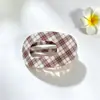 Pinza para el Cabello de Acetato Estampado Coreano con Acabado de Alta Gama, Exquisita Pinza Oval Hueca, Tamaño Grande, Accesorio para el Cabello de Pinza de Pato para la Parte Trasera de la Cabeza de Mujer