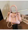 Bolsas Pequenas Tendência Deste Ano para Mulheres 2026 Nova Primavera Versátil Bolsa Transversal Moda Super Popular Bolsa Tote Pequena
