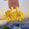 Isla de Vacaciones~Aretes Tejidos Florales Hechos a Mano Estilo Vacaciones para Mujer, Pendientes Grandes Únicos y Exagerados con un Ambiente Costero