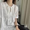 Camisa de Algodão Bordada Estilo Chinês Retro Artístico Blusa Pulôver de Manga Curta com Pregas de Organza de Temperamento para Mulheres