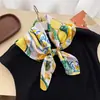 Bufanda Refrescante de Seda Sintética Color Limón Estampada, Pañuelo Cuadrado Pequeño con Acabado de Lujo, Bufanda Protectora del Sol para el Cuello, Pañuelo para la Cabeza, Bufanda para Mujer