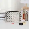 Bolsa de Maquiagem de Rede Estilo Ins Super Popular Bolsa de Maquiagem Portátil Feminina Malha de Amor Boca de Maquiagem Envelope Vermelho Armazenamento de Cosméticos