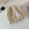 Chapéu de lã feminino adequado para rosto redondo outono e inverno estilo coreano versátil rosto com aparência de pequeno torção grossa proteção de orelha quente chapéu de malha