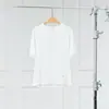 Warren Hailong Sst020 Algodón de Bambú Bordado Dorado Personalizado Top para Mujer Camiseta de Manga Corta Holgada con Cuello Redondo