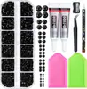 Caja de 24 compartimentos moderna y popular de diamantes de resina jelly de color AB con base plana, empaquetada para arte de uñas DIY, accesorios pequeños, venta al por mayor