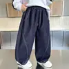 Jeans de Mezclilla para Niños Primavera y Otoño Estilo Coreano Pantalones Bordados Elegantes de Pierna Curva para Niños Pequeños y Medianos Ropa de Otoño Pantalones Versátiles