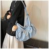 Bolsa de Lona Grande Capacidade Feminina 2024 Verão Novo Estilo Simples Casual Bolsa de Ombro Versátil Bolsa Tote de Alta Qualidade