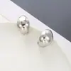 2023 Gorro simple estilo francés aretes de tachuela diseño de nicho femenino estilo frío clip para la oreja femenino estilo otoño e invierno aretes sin perforación